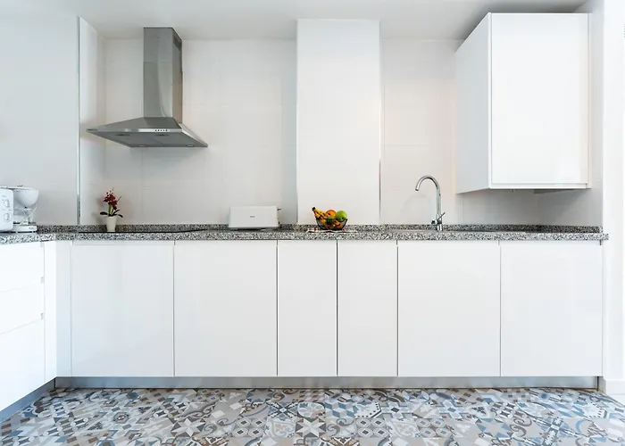 Malagasuite Quintana Holidays