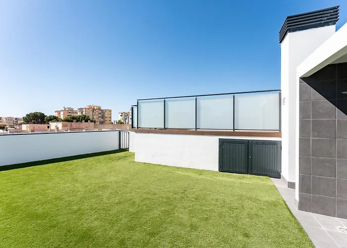 Malagasuite Quintana Holidays Apartament *