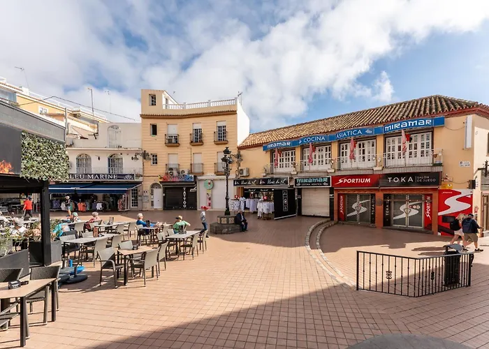 Malagasuite Quintana Holidays Apartament *