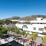 Malagasuite Quintana Holidays * Τορρεμολίνος